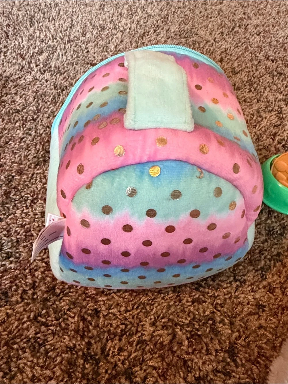 Justice Plush Polka Dot Carry Case - Includes Pet Bowl